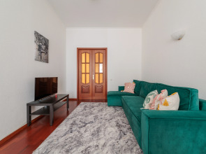 Квартира Уютная квартира на Мойке 32 DereMRents ДереМРентс