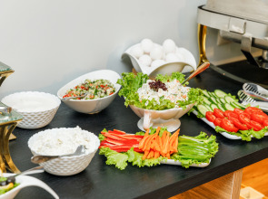 Отель Address Inn