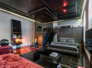 Апартаменты на Невском проспекте hth24 Apartments, авторский дизайн, сауна, камин