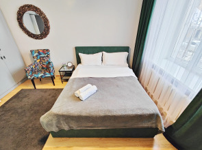 Апартаменты M.O.O.N. APARTMENTS Seifullina 500