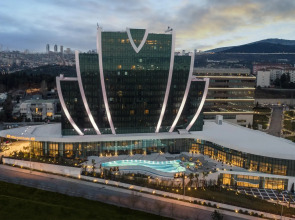 Elite World Grand Istanbul Kucukyali Hotel
