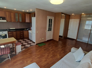 Квартира 10 мин до центра, уютно, чисто, ванна для двоих