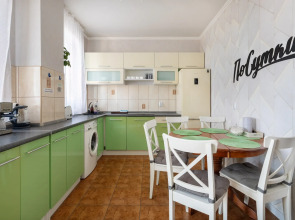 Апартаменты Эпроновская 1