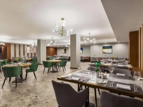 Отель Wyndham Garden Baku