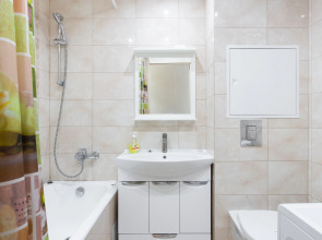 1b  Krasnogrskij 46 Apartments