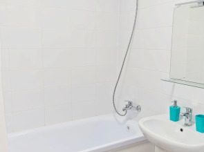 Квартра на Ларюшина