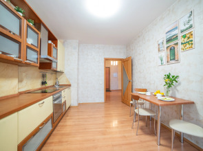 Апартаменты Трехкомнатная в центре