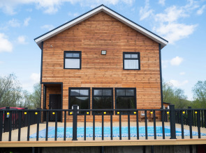 Вилла С Вулканами