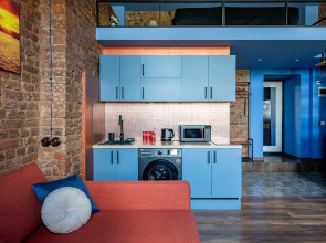 Апартаменты Лофт с Видом на Неву 3