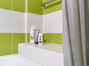 Апартаменты Тимирязева 10 Yellow