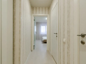 Апартаменты "Белоснежная 2 комнатная на Франко"