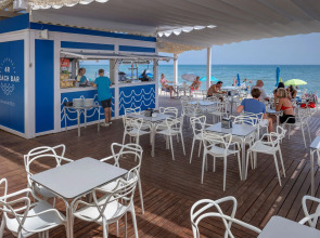 Отель 4R Miramar Calafell