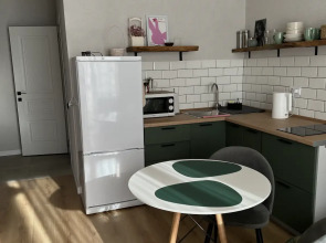 Апартаменты в Центре Города с Видом на Гору