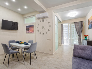 Апартаменты Зазеркалье Приморский Парк Ялта