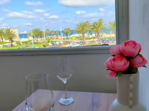 Апартаменты у Моря с Балконом