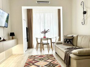 Апартаменты 158/4 Комфорт сити с двуспальной кроватью, диваном и красивым видом