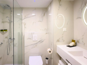 Отель Cavo Maris Beach