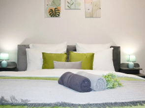 Квартира NiceAparts Евротрешка № 2 на Бурмакинской 7