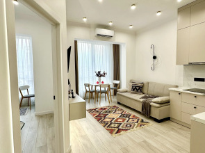 Апартаменты 158/4 Комфорт сити с двуспальной кроватью, диваном и красивым видом