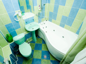 Апартаменты Квартирный Вопрос на Артема 89