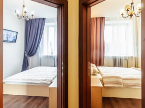 Апартаменты 2-к квартира на Никитинской 108