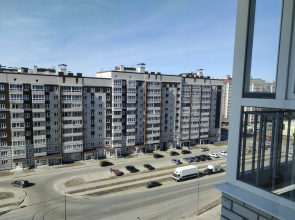 Апартаменты Вирджиния до 4 Чел. на Возрождения 51 Пятница Сеть Посуточных Квартир