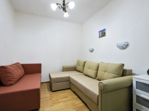 Апартаменты на улице Азовской 12/1