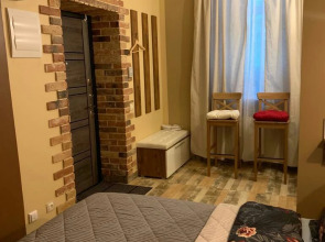 Апартаменты на Средней 13