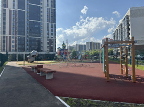 Квартира Рядом с Метро и Видом на Закат