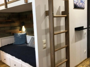 Апартаменты на Вознесенской 4