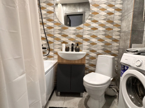 Квартира Уютная Двухкомнатная в Шаге от Исторического Центра для 8 гостей