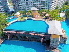 Апартаменты Laguna Beach Resort 3 The Maldives