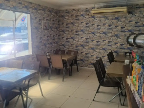 River House Apartments