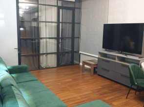 Апартаменты Green Lamp Downtown