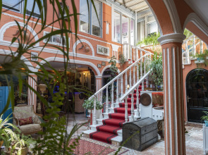 Хостел Elia Boutique & Apart-Hotel