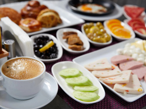 Albinas Hotel Old City