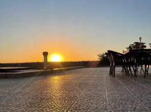 Отель Khans Palace