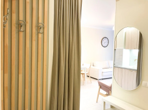 Апартаменты Светлая квартира на берегу залива