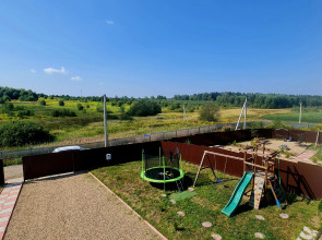 Частный Дом с Красным Залом