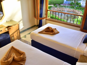 Курортный Отель Dive Inn