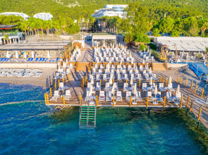 Rose Garden Premium Hotel