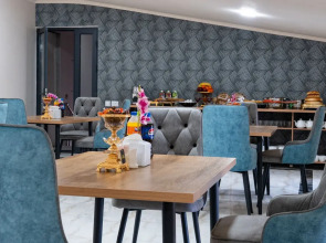 Отель Gold Star Palace