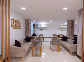 Minamark Beach Resort & Spa