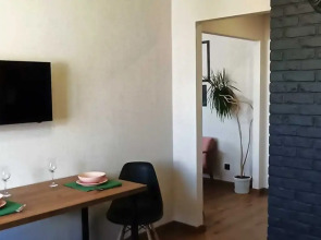 Апартаменты Две Подушки на проспекте Станке Димитрова 65, 13 этаж, Изумрудная