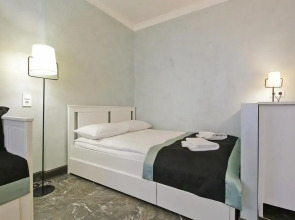 Апартаменты у Башни Врангеля