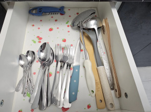 Квартира Двухкомнатная в тихом дворе с новым ремонтом и техникой