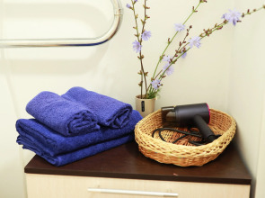 Квартира Garnet Apartments Уют