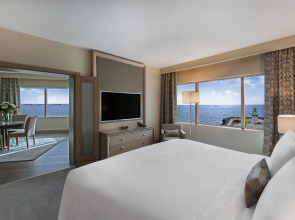 Renaissance Polat Istanbul Hotel