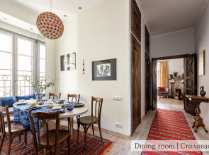 Апартаменты Minin Apartments Богемная Двухуровневая Мансарда 150 кв.м