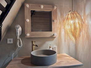 Глэмпинг на Озерах